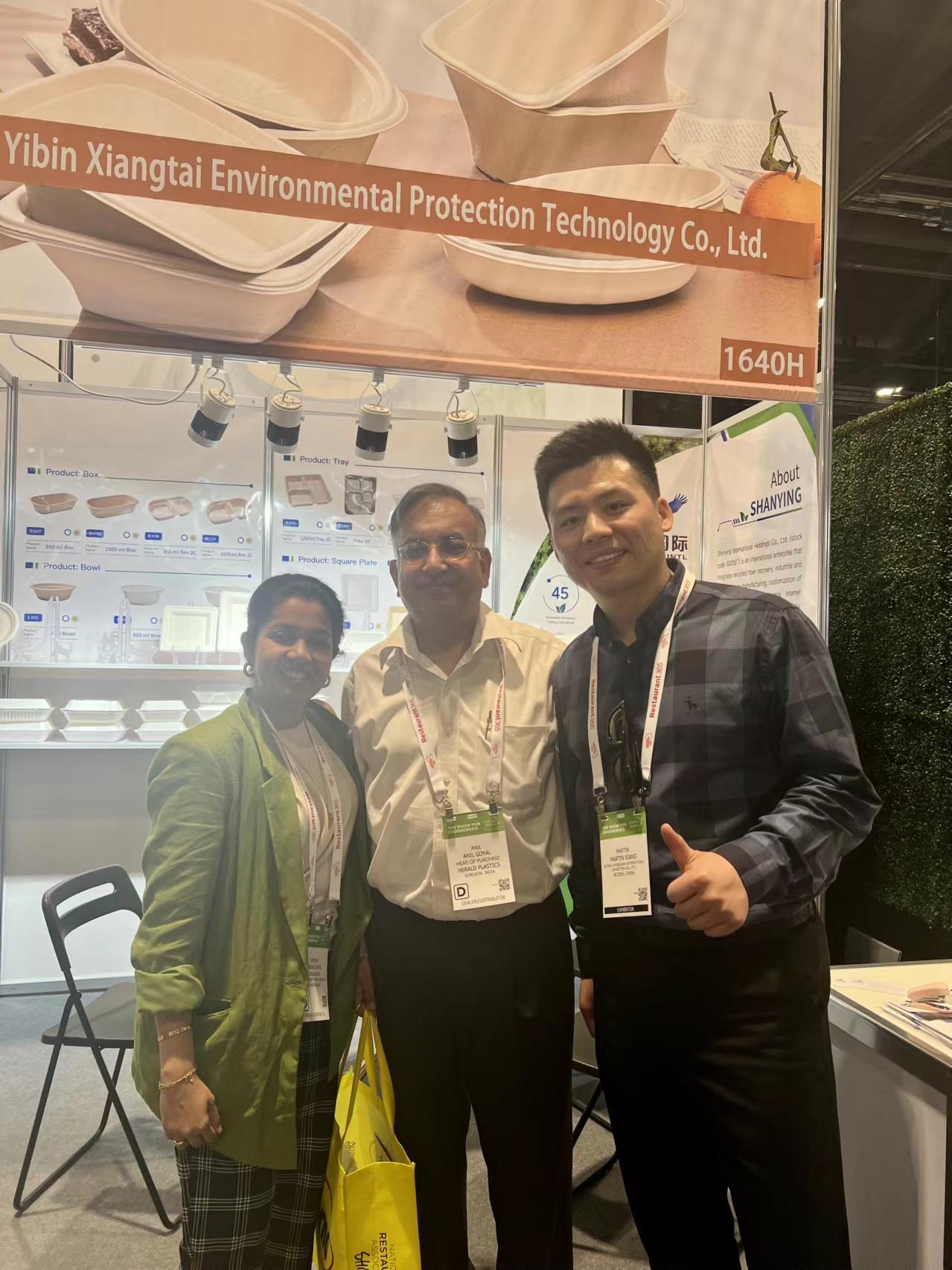 c4b973f266f94b40b5be9f79ede4f9a7~noop